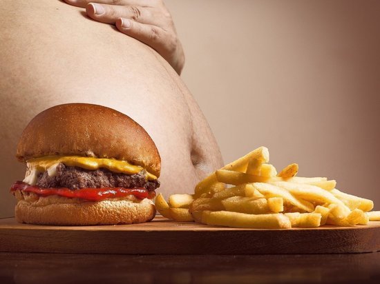 Онколог рассказал о неожиданном влиянии лишнего веса на развитие рака