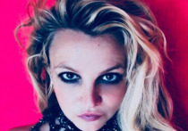 Американская поп-певица Бритни Спирс испугала своих фанатов, выложив в Instagram видео, на котором она исполнила танец под песню Мадонны «Justify My Love»