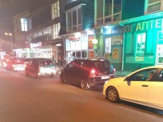 В Ростове-на-Дону восьмилетняя девочка попала под колеса иномарки
