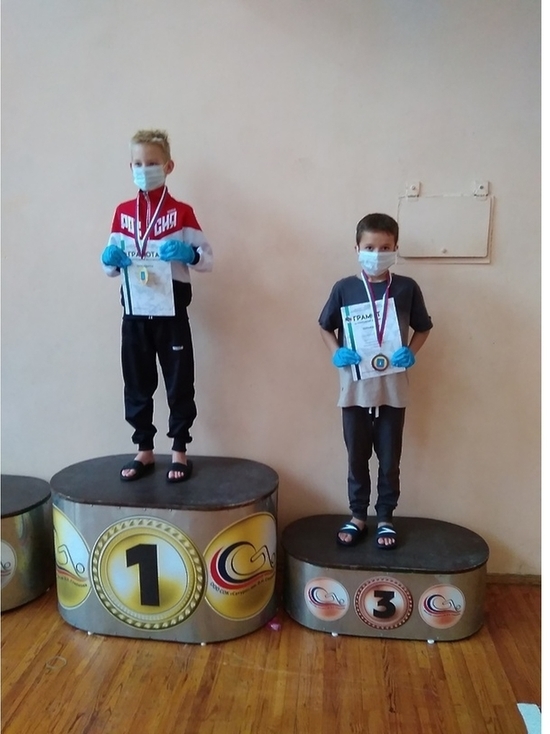 Спортсмены из Пущино завоевали медали на Первенстве по плаванию