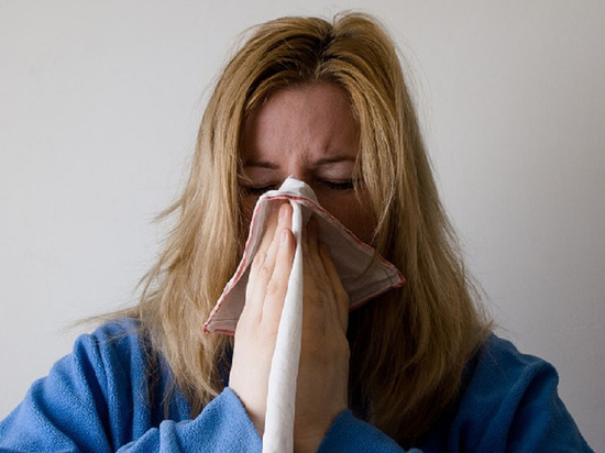 У аллергии и COVID-19 обнаружили одинаковые симптомы