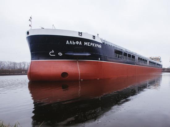 Сухогруз «Альфа Меркурий» спущен на воду в Нижнем Новгороде