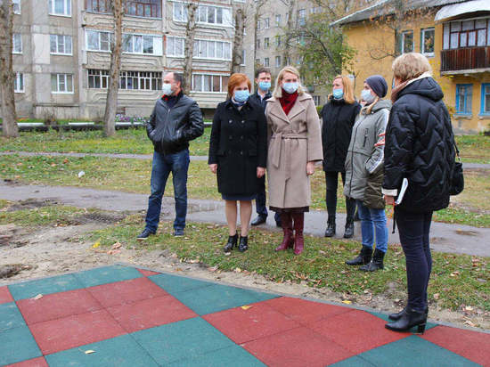 Сорокина посетила сквер «Касимовский» и «Красную Поляну» в Строителе