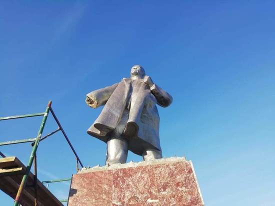 Рука Ленина была похищена в Новосибирской области