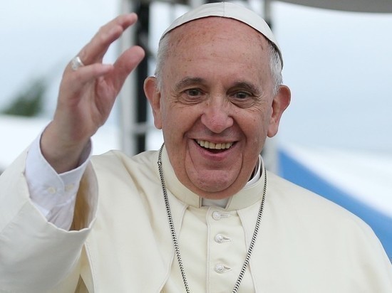 СМИ: Фразу Папы Римского об однополых парах специально неверно перевели
