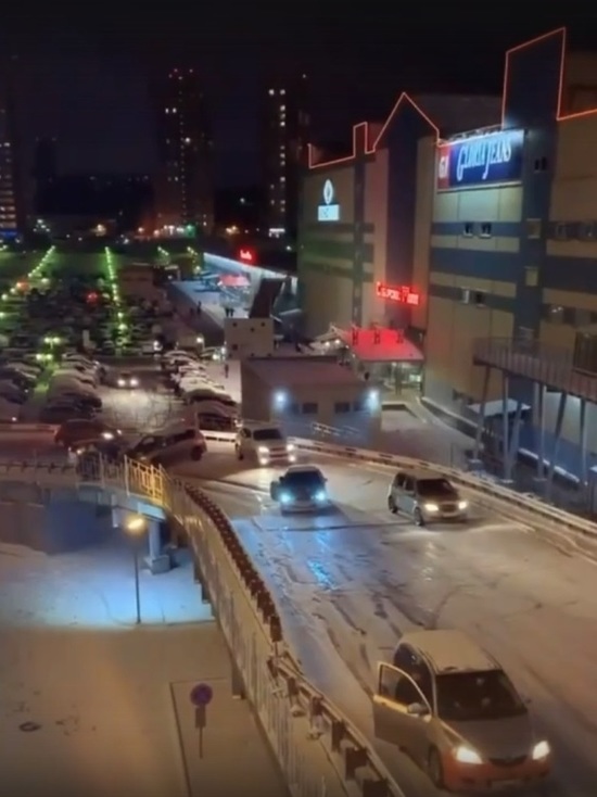 Машины на летней резине создают аварийные ситуации в Новосибирске