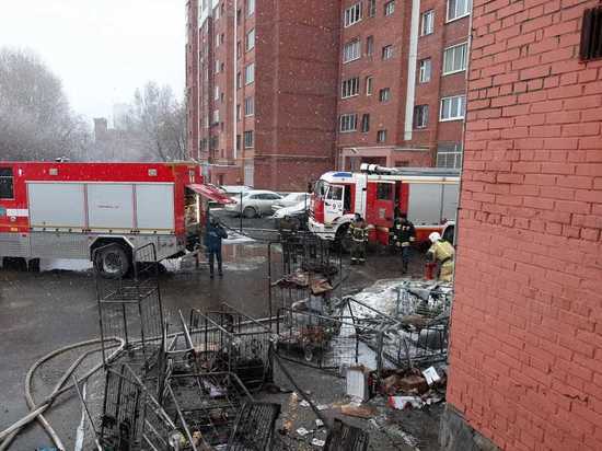В Екатеринбурге в магазине сгорели продукты