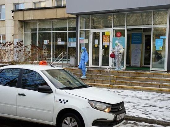 Врачи будут выезжать к пациентам на такси в Челябинской области