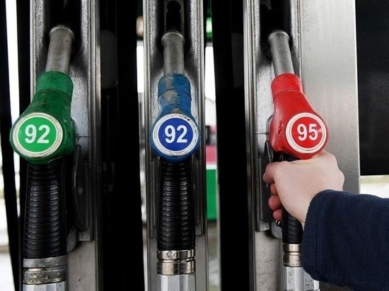 В Калмыкии увеличилась розничная цена на бензин