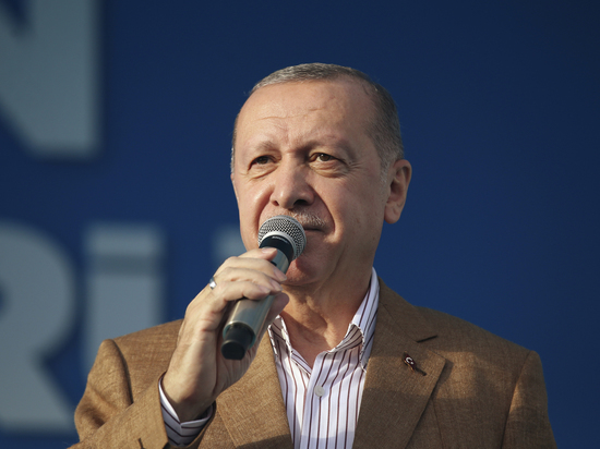 Глава Турции самовольно затеял масштабные учения в Средиземном море