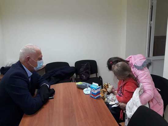 Ярославский омбудсмен рассказал, как поможет женщине с ребенком