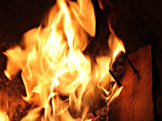 Пожар в Стаханове унес жизнь 32-летнего мужчины