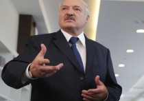 Президент Белоруссии Александр Лукашенко в телеэфире заявил, что в минувшее воскресенье лично отдал приказ применить силу против участников массовых акций протеста в Минске