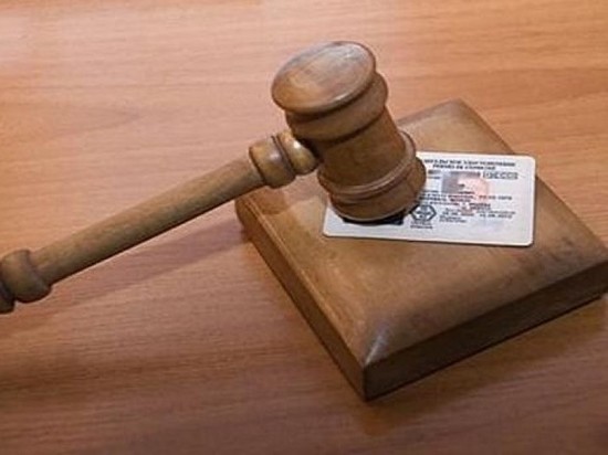 Ярославский водитель, сбивший ребенка у школы, лишен водительских прав