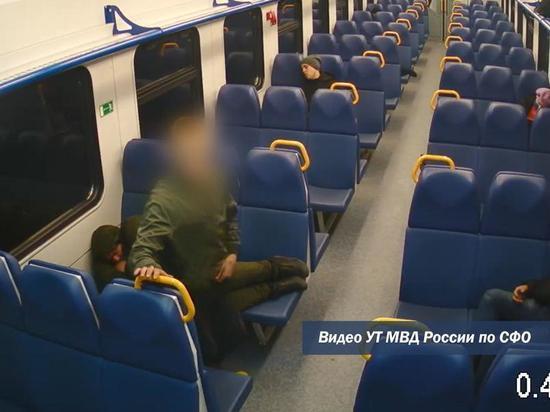 Подростки в Новосибирске обокрали спящего пассажира поезда на 54 тысячи рублей