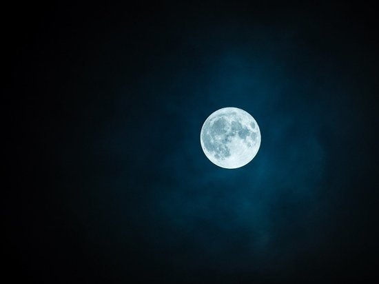 31 октября кузбассовцы смогут увидеть «голубую Луну»