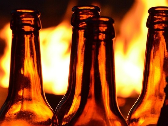 Сгоревший ветхий дом: житель Карелии поджег газеты в пустующем здании