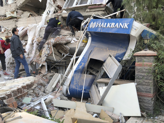 «Живу 18 лет в Турции, и такого землетрясения еще не видел»