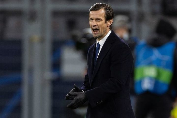 Итальянского тренера уволили после того, как он проиграл "Боруссии" и не смог обыграть аутсайдера