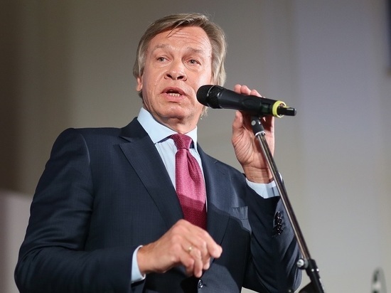 Пушков раскритиковал попытку Макрона сгладить углы после речи об исламе