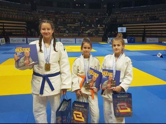 Донецкие девушки-дзюдоистки привезли 3 медали из Санкт-Петербурга
