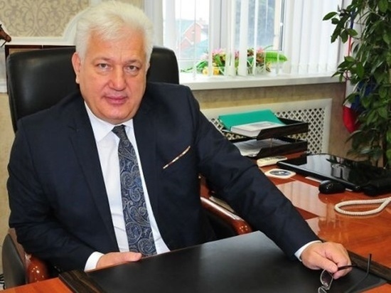Глава администрации Матвеево-Курганского района умер от коронавируса