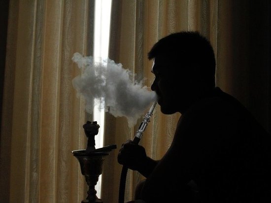 Чем грозит организму курение кальяна, рассказали кузбасские онкологи