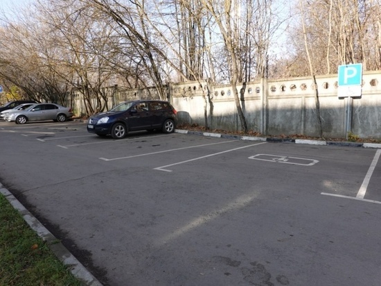 В Серпухове за неполный год оборудовано почти 200 парковочных мест