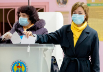 Первый тур президентских выборов в Молдавии завершился победой оппозиционерки Майи Санду, за которую проголосовали почти 36% избирателей
