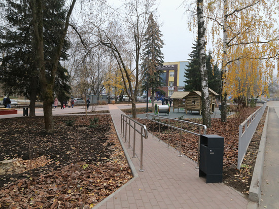  Сквер открыли после благоустройства в Московском районе