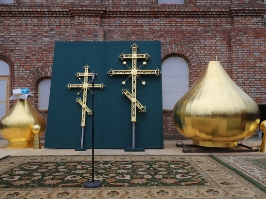 Купола освятили на храме  Симеона Столпника в нижегородском кремле
