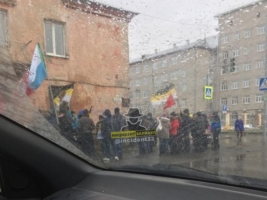 В Барнауле проходит «Русский марш»