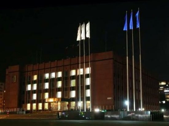"100 окон" зажгли на мэрии Ижевска в честь 100-летия республики
