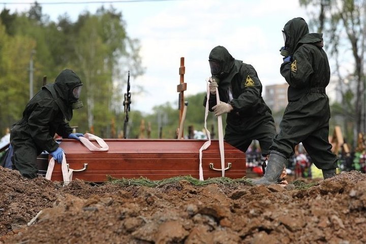 Как выглядят люди в могилах На Дону от COVID-19 скончались еще 15 человек - МК Ростов-на-Дону