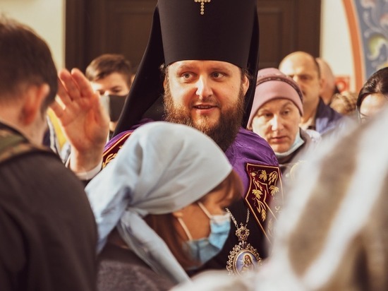 Южно-Сахалинской и Курильский архиепископ рассказал почитании икон