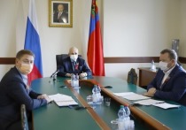 Пару дней назад губернатор Республики Алтай Олег Хорохордин рассказал в социальных сетях о том, что заболел ковидом