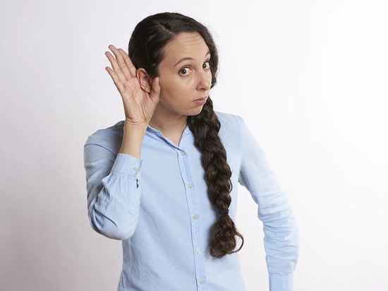 Стало известно, что COVID-19 может вызвать проблемы со слухом