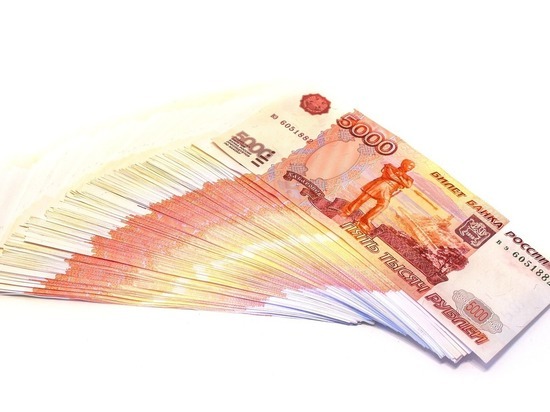 Хранению сбережений "под матрасом" способствуют слухи о деноминации рубля