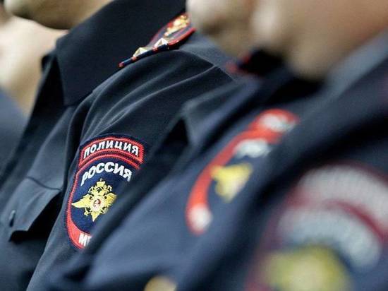 Соседские разборки: ивановец угрожал девушке кувалдой