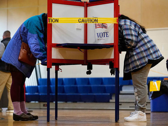 От наблюдателей до бюллетеней: как устроены выборы в США