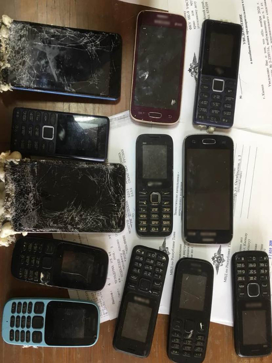В Туве неизвестные перебросили партию телефонов на территорию тюрьмы с помощью пушки