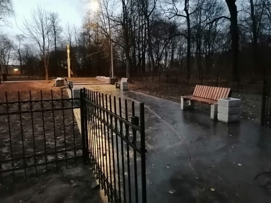Благоустройство территории памятника завершается в селе Турово в Серпухове