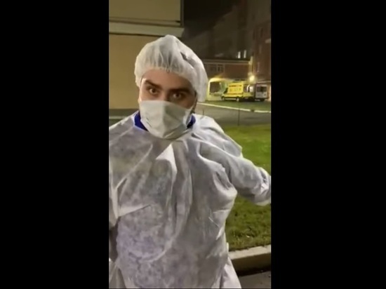 Минздрав Хакасии прокомментировал видеоролик об очереди из машин скорой помощи