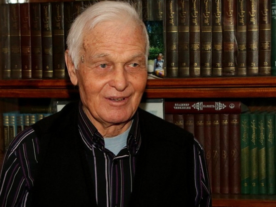 Умер алтайский писатель Иван Кудинов