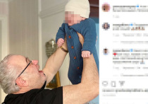 В окружении бывшей жены юмориста Евгения Петросяна и его старшей дочери заявили о сомнениях насчет отцовства артиста касаемо недавно родившегося у него сына