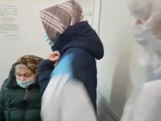 В Хакасии распространяют видеоролик о фельдшере на грани нервного срыва