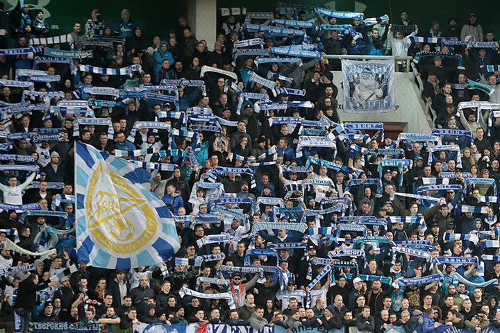 Деньги зенита. Фанаты фк зенит. Зенит (футбольный клуб, санкт-петербург). Флаг зенита 2021. Зенит (футбольный клуб, санкт-петербург).