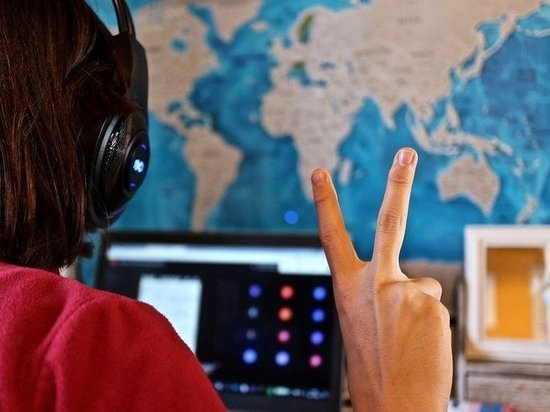 Югорские студенты поддержат школьников на дистанте