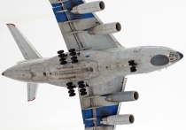 Восемь Ил-76 с военнослужащими и техникой вылетели в Нагорный Карабах
