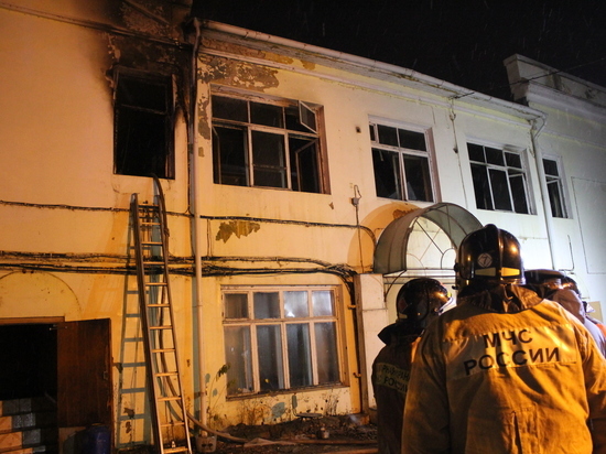 Погибшие в ночном пожаре в Казани оказались сотрудниками ЧОПа